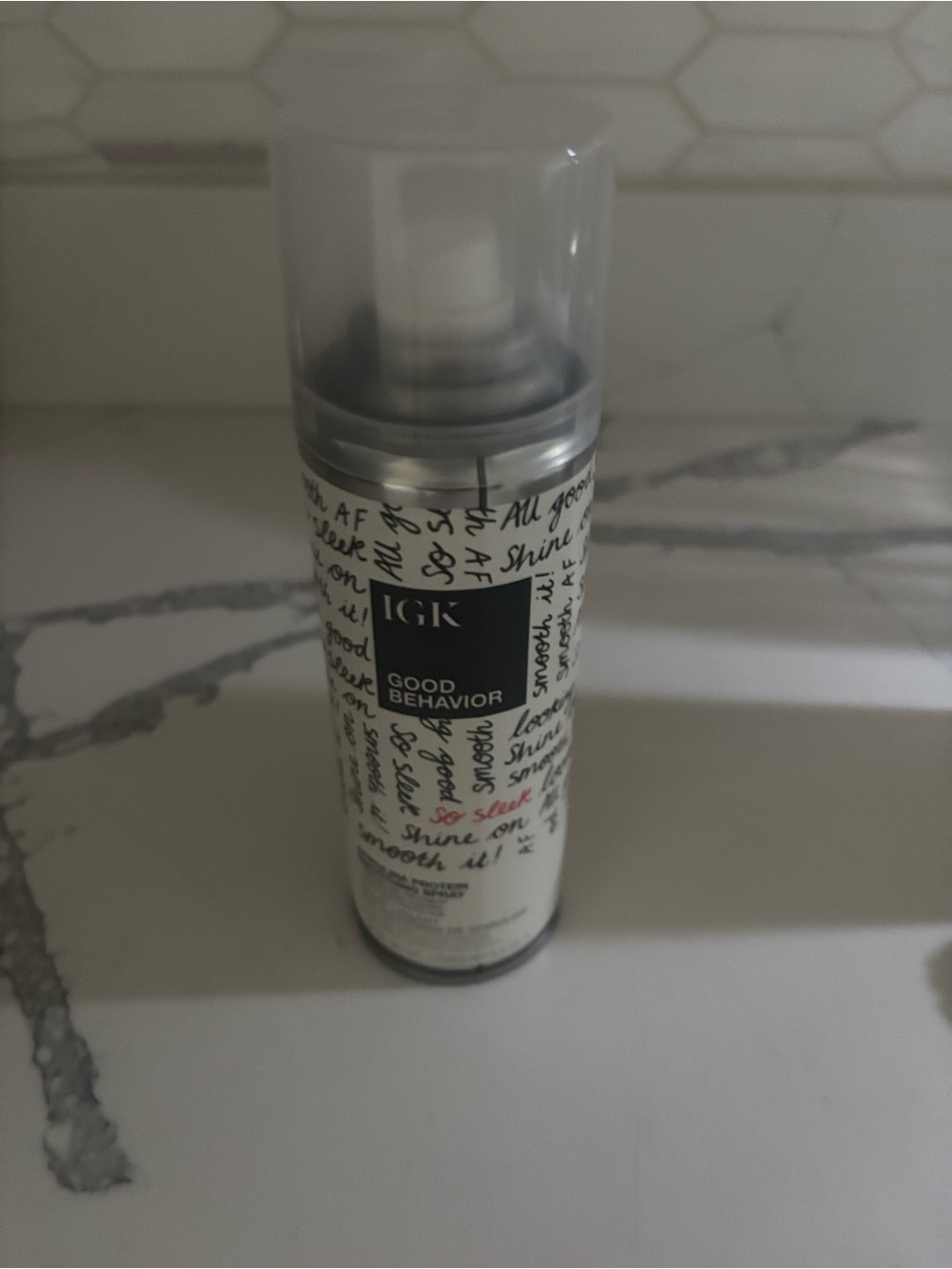 IGK Good Behavior Smoothing Serum - White Bottle